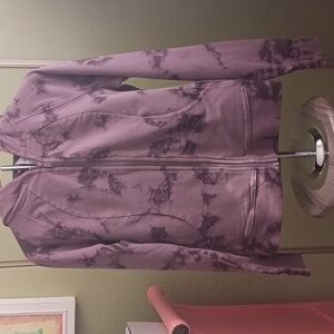 LULULEMON PURPLE TIE DYE ZIP UP HOODIE SIZE 8